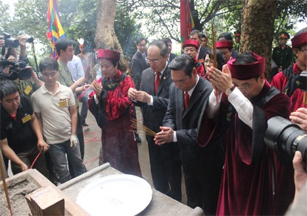 La fête en l’honneur des rois Hung - ảnh 1